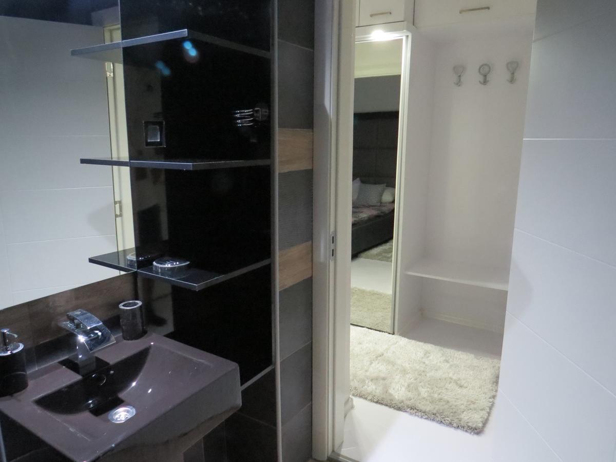 Grey Apartment Nis Exterior photo