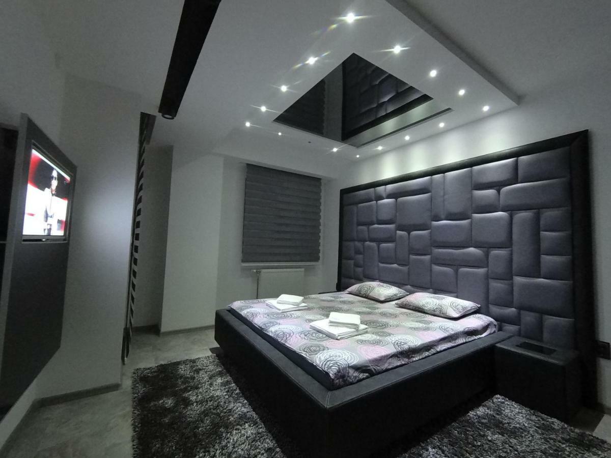 Grey Apartment Nis Exterior photo